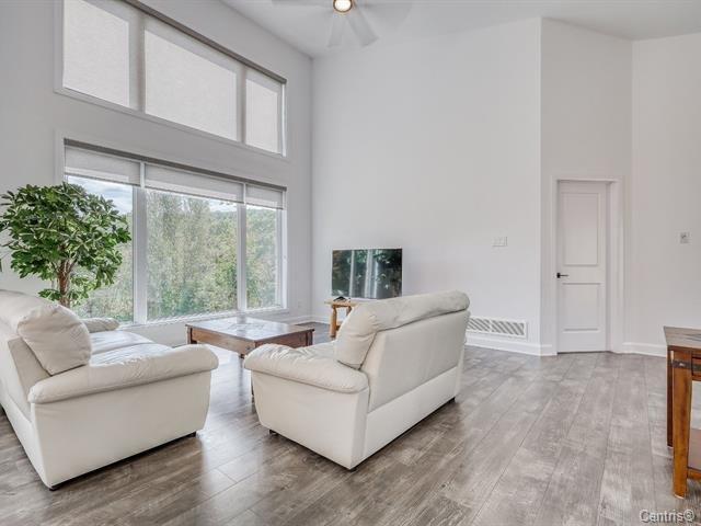 









270


Ch. H.-Zurenski

, A,
Val-des-Monts,




QC
J8N5J2

