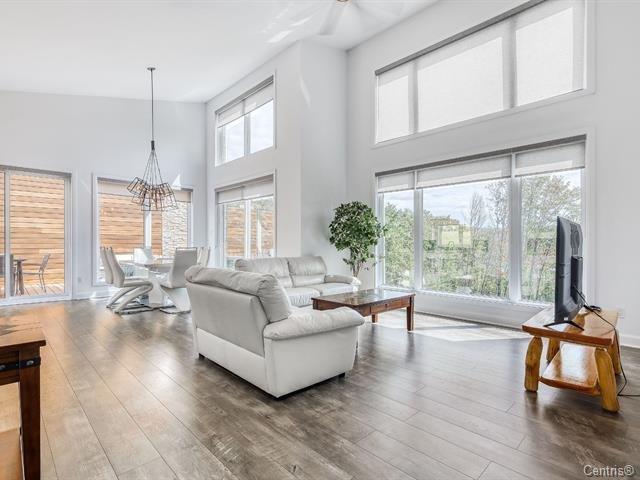 









270


Ch. H.-Zurenski

, A,
Val-des-Monts,




QC
J8N5J2

