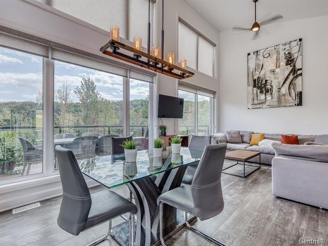 









270


Ch. H.-Zurenski

, B,
Val-des-Monts,




QC
J8N5J2

