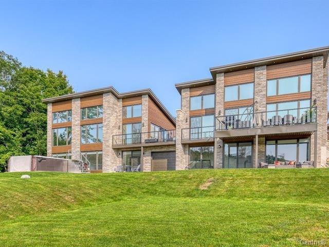 









270


Ch. H.-Zurenski

, B,
Val-des-Monts,




QC
J8N5J2

