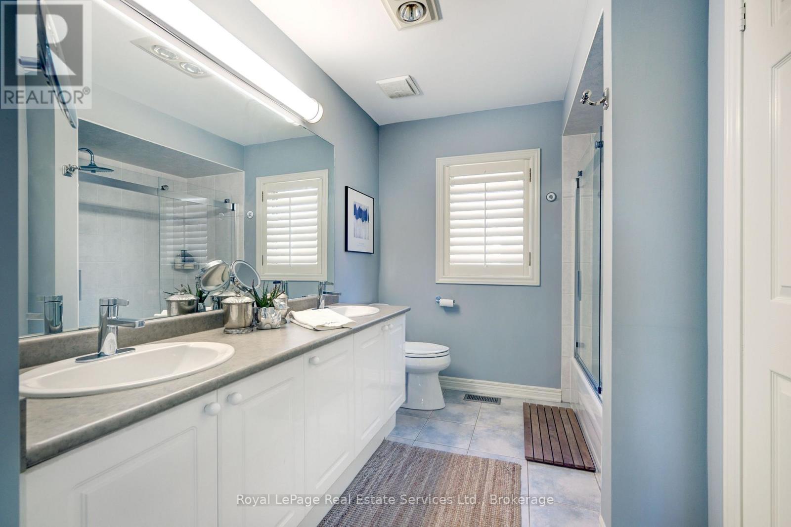












1259 GLENASHTON DRIVE

,
Oakville (JC Joshua Creek),




Ontario
L6H5M3

