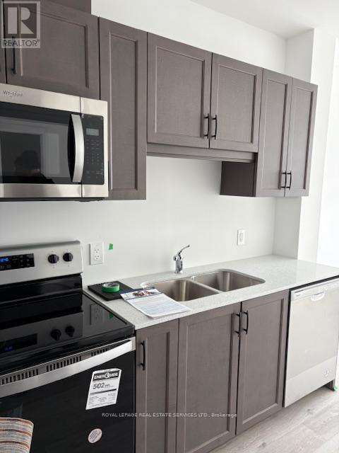 












516 - 1936 RYMAL ROAD E

,
Hamilton,




Ontario
L0R1P0

