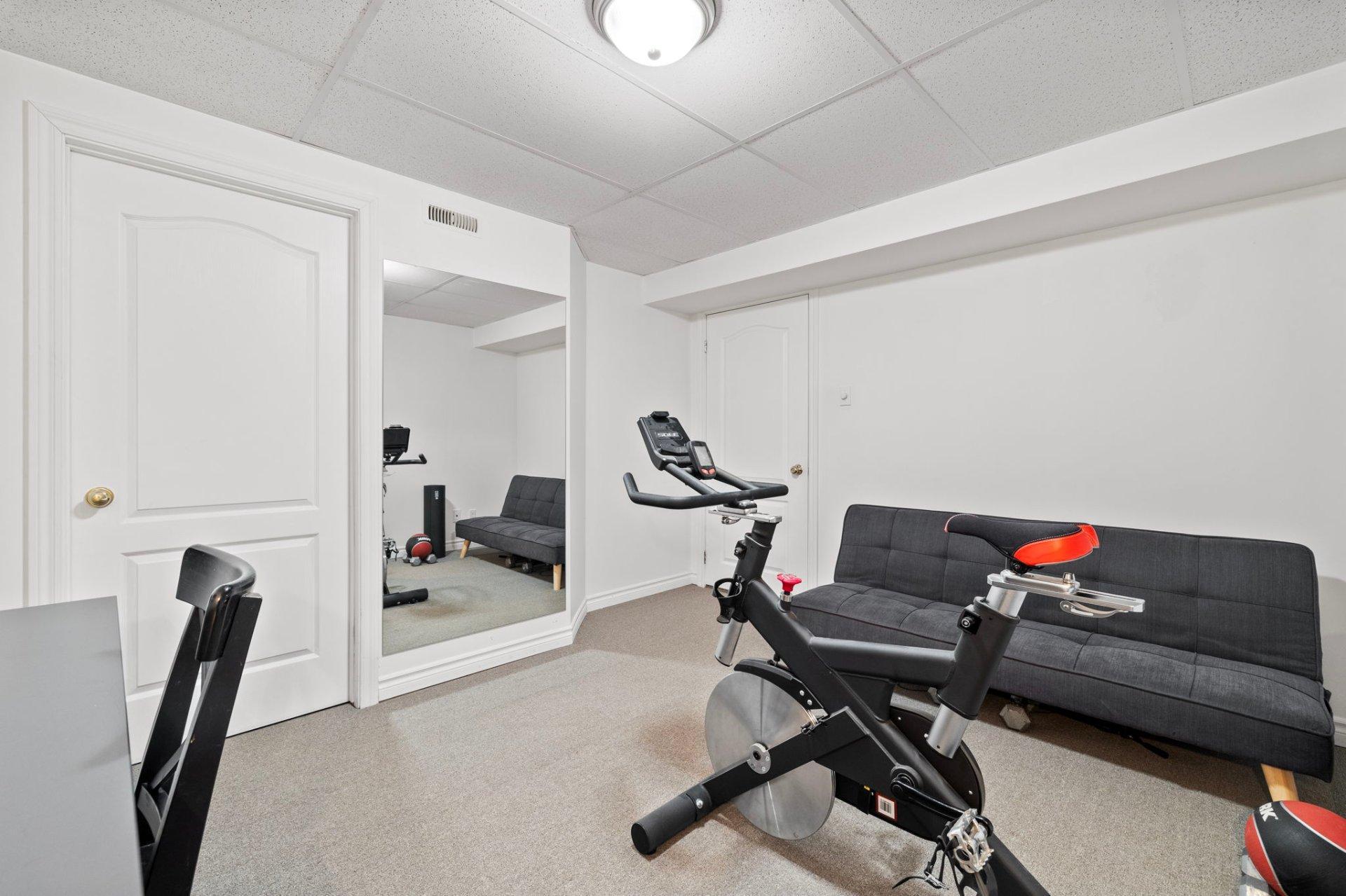 









111


Rue Champêtre

,
Gatineau (Aylmer),




QC
J9H6W4

