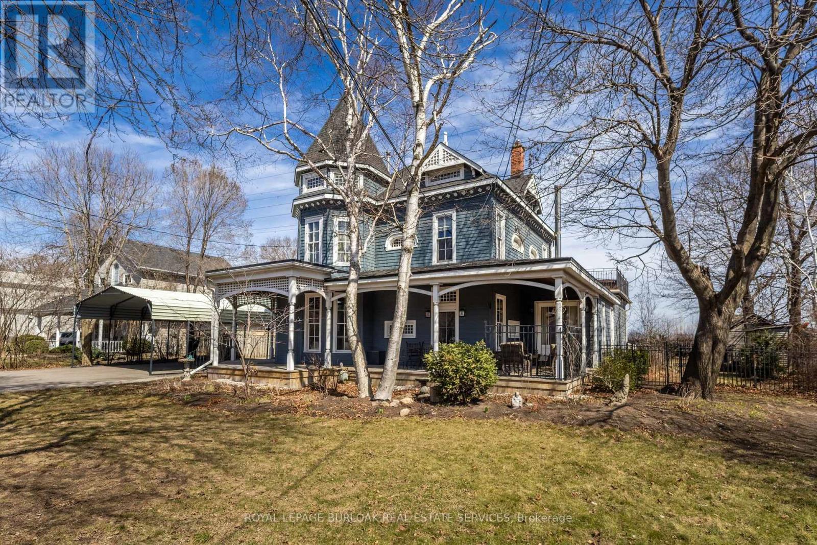 












957 BEACH BOULEVARD

,
Hamilton,




Ontario
L8H6Z7

