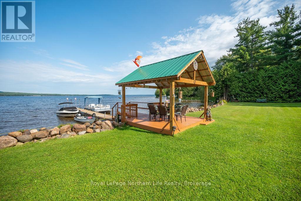 












347 BLACK POINT ROAD

,
North Algona Wilberforce,




Ontario
K0J1X0

