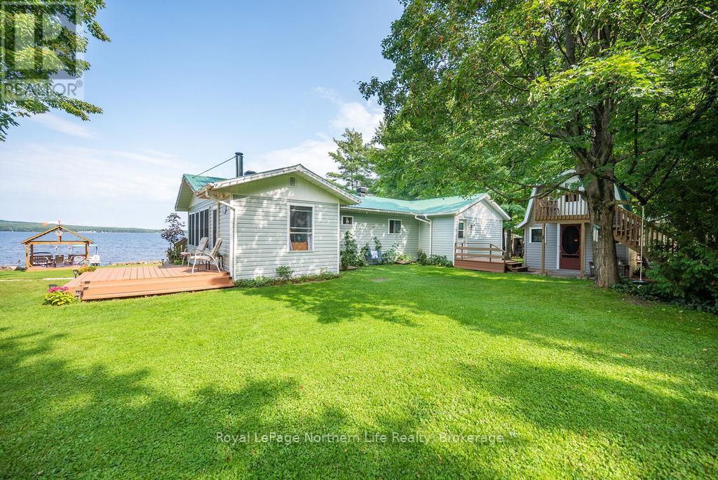 












347 BLACK POINT ROAD

,
North Algona Wilberforce,




Ontario
K0J1X0

