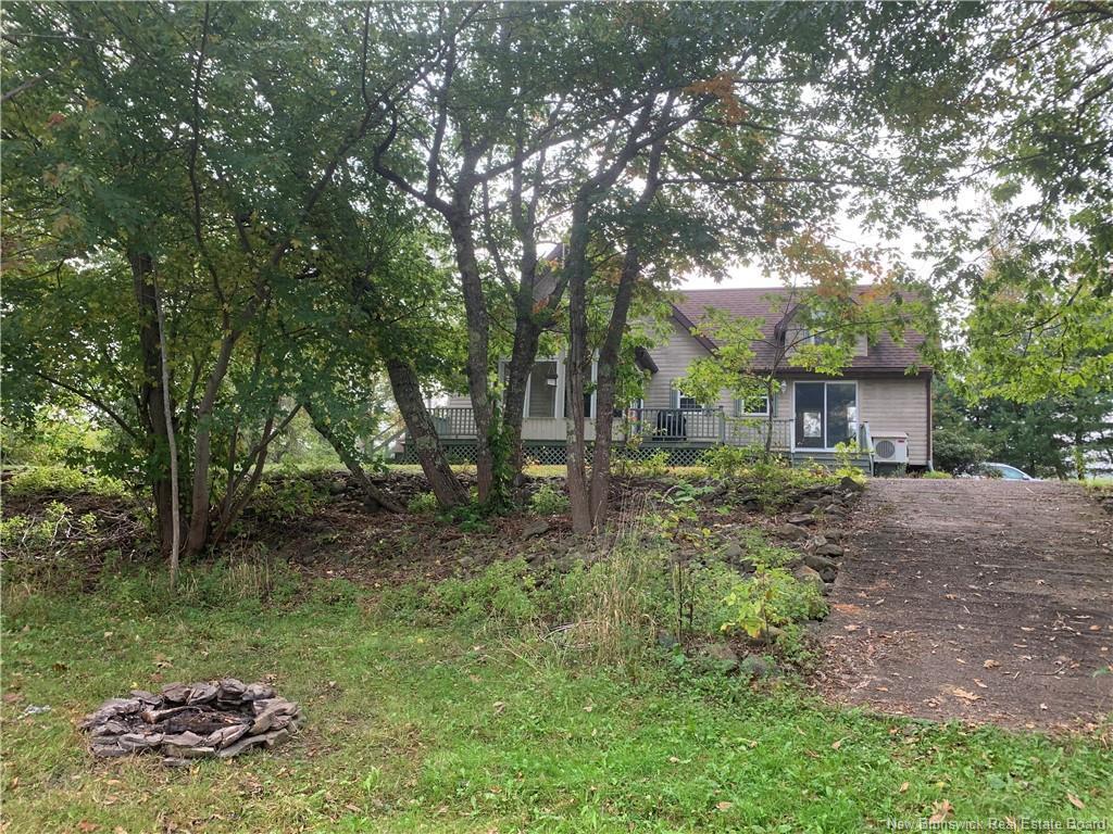 









15


Davis

LANE,
Kiersteadville,




NB
E5T 3M9

