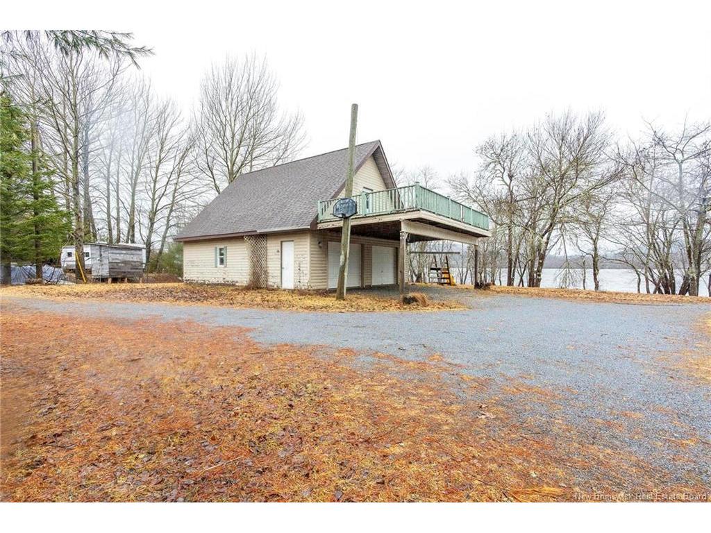 









15


Davis

LANE,
Kiersteadville,




NB
E5T 3M9


