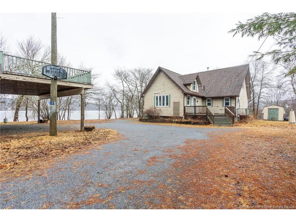 









15


Davis

LANE,
Kiersteadville,




NB
E5T 3M9

