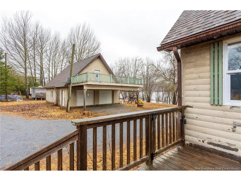 









15


Davis

LANE,
Kiersteadville,




NB
E5T 3M9

