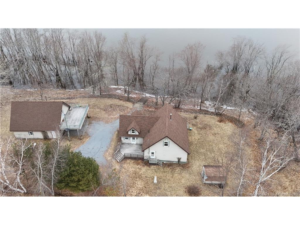 









15


Davis

LANE,
Kiersteadville,




NB
E5T 3M9

