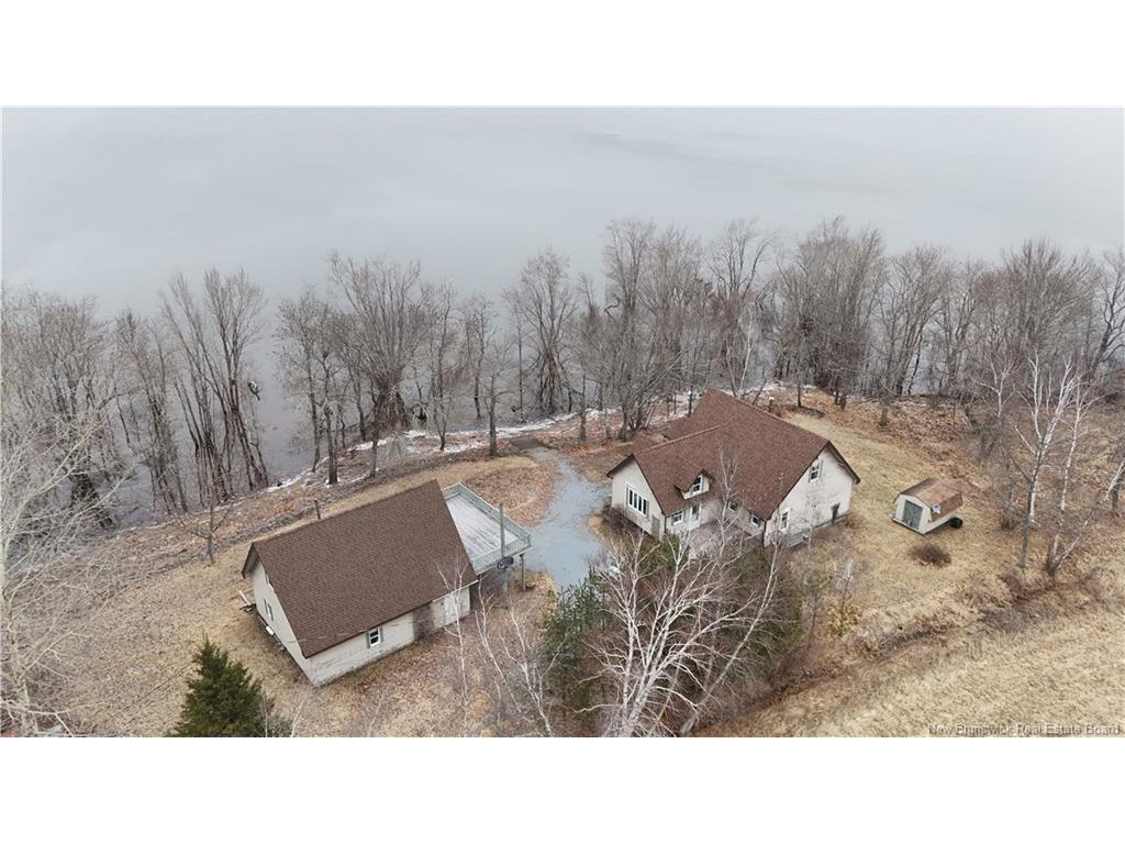 









15


Davis

LANE,
Kiersteadville,




NB
E5T 3M9

