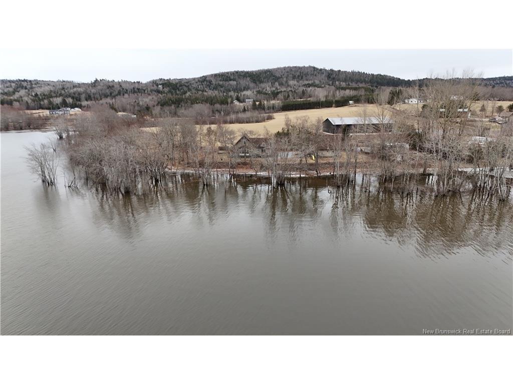 









15


Davis

LANE,
Kiersteadville,




NB
E5T 3M9

