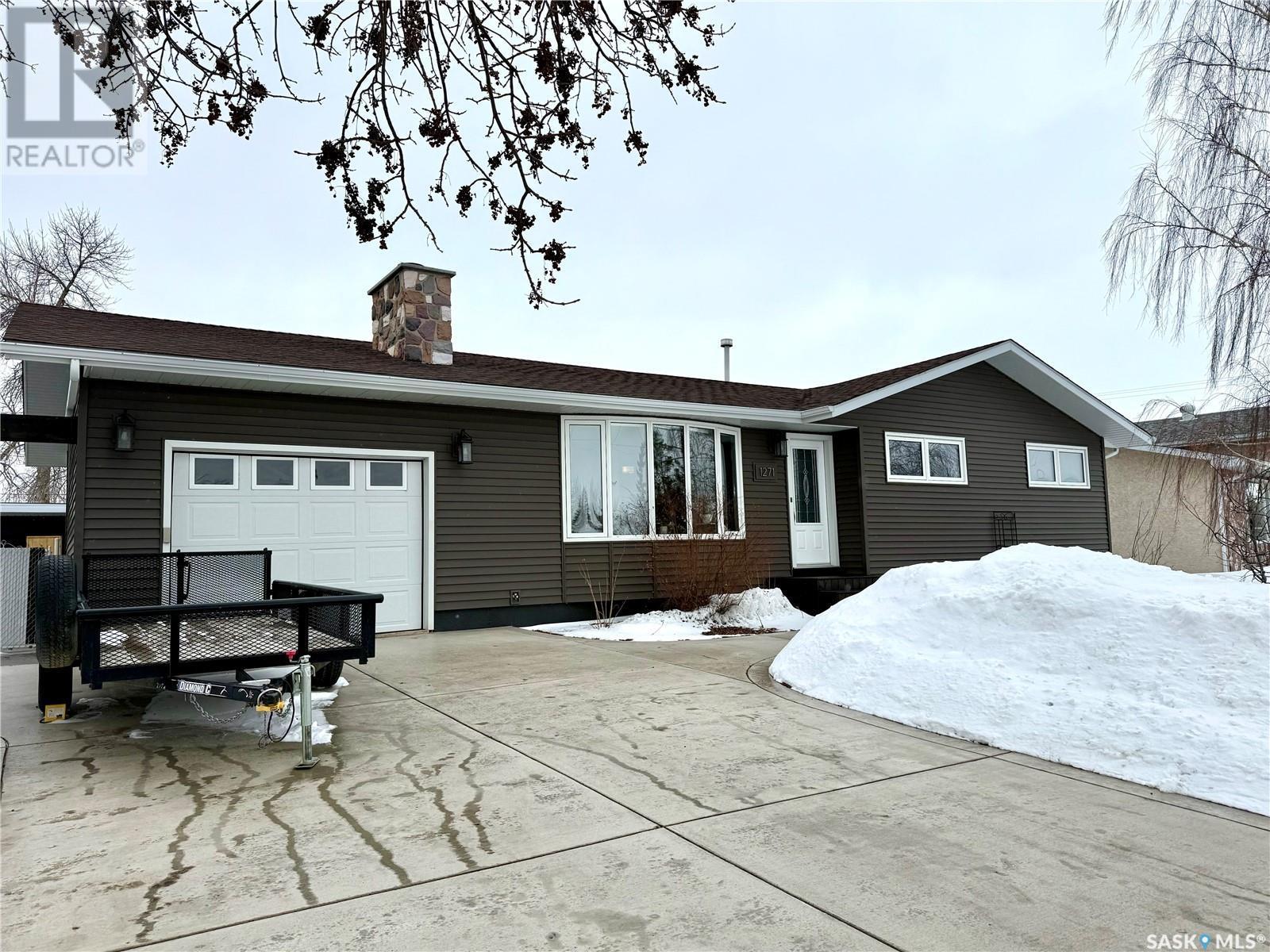 












1271 Main STREET

,
Melville,




Saskatchewan
S0A2P0

