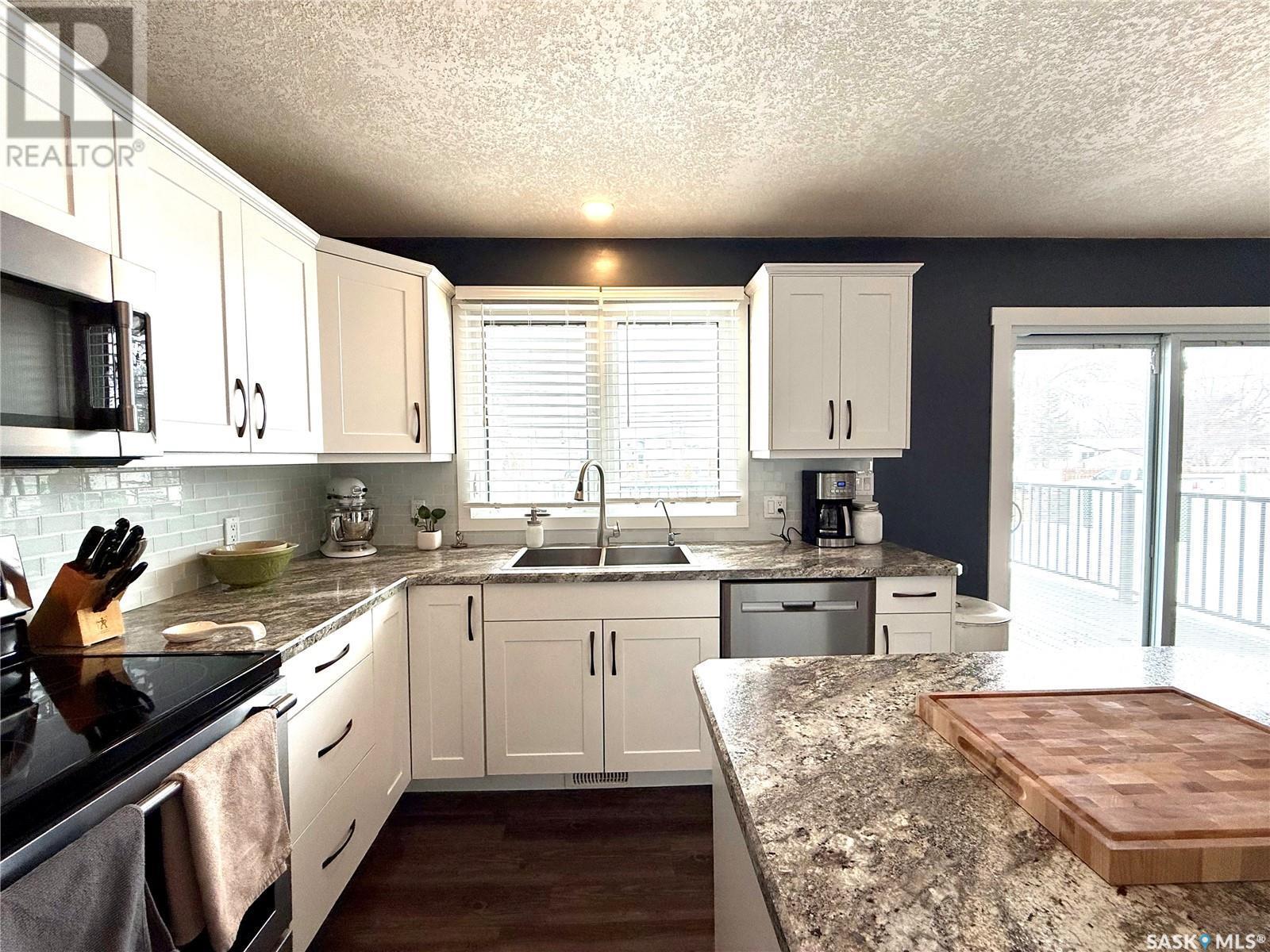












1271 Main STREET

,
Melville,




Saskatchewan
S0A2P0

