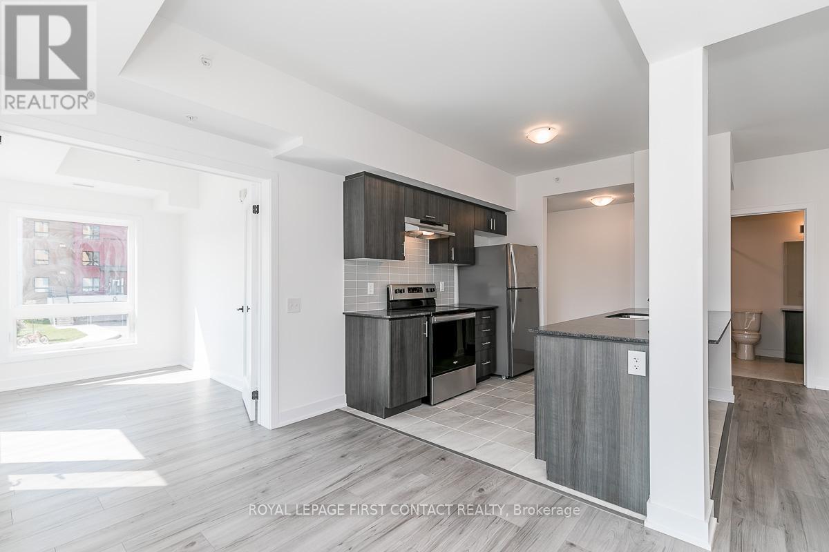 












101 - 8 CULINARY LANE

,
Barrie,




Ontario
L9J0J9

