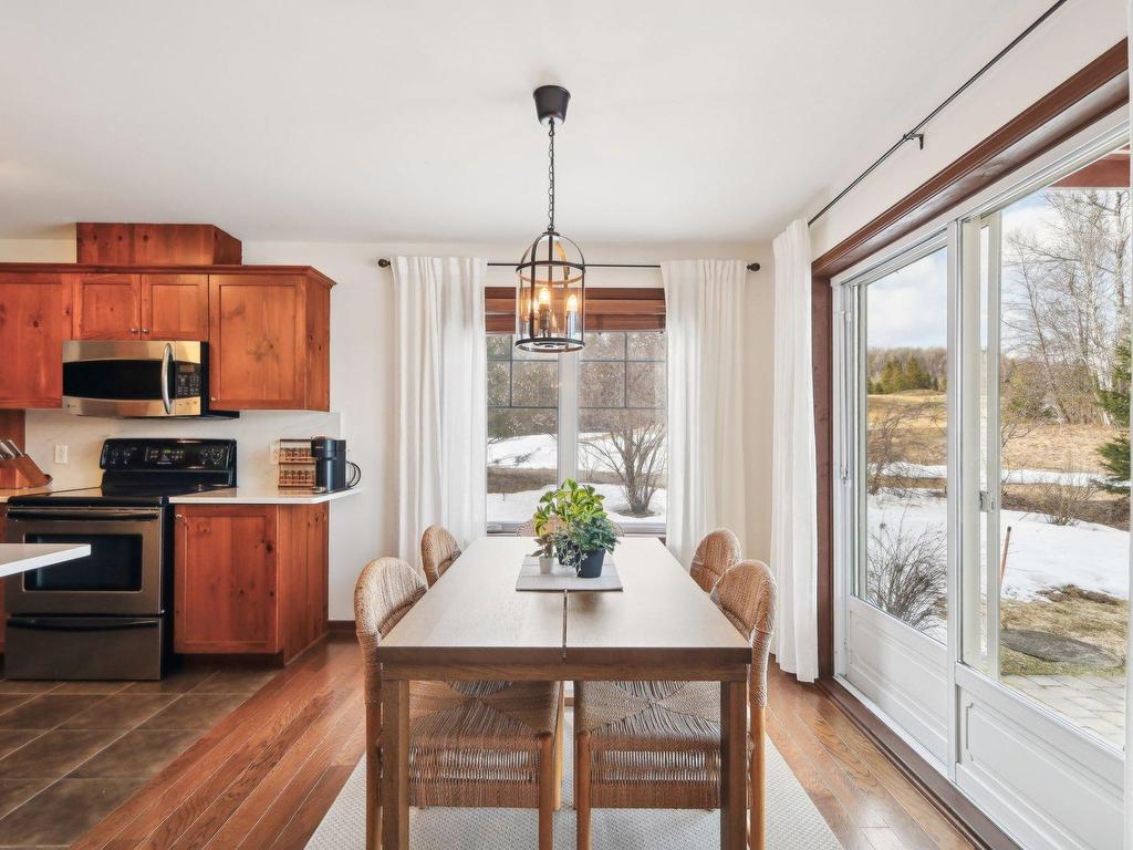 









1822


Ch. du Golf

,
Mont-Tremblant,




QC
J8E2K6

