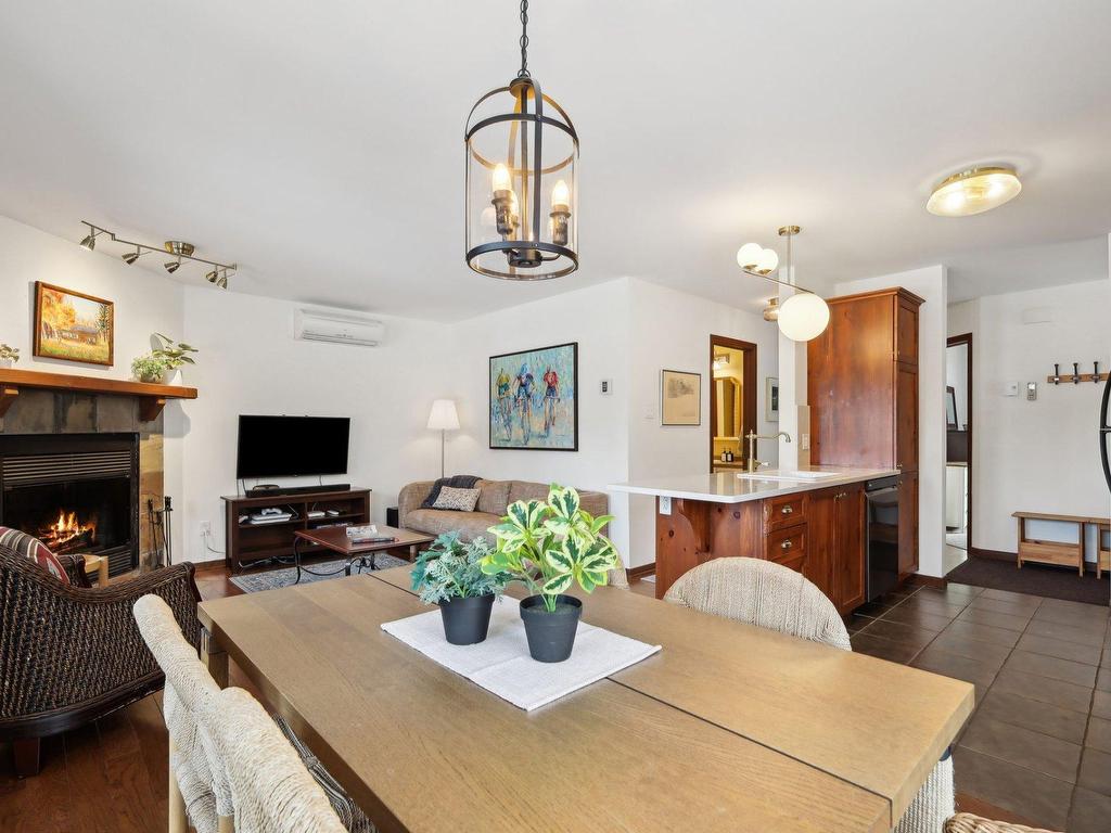 









1822


Ch. du Golf

,
Mont-Tremblant,




QC
J8E2K6

