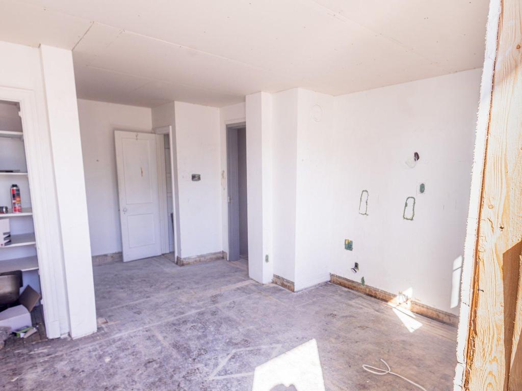 









903


Rue Frigon

,
Shawinigan,




QC
G9N3Y8


