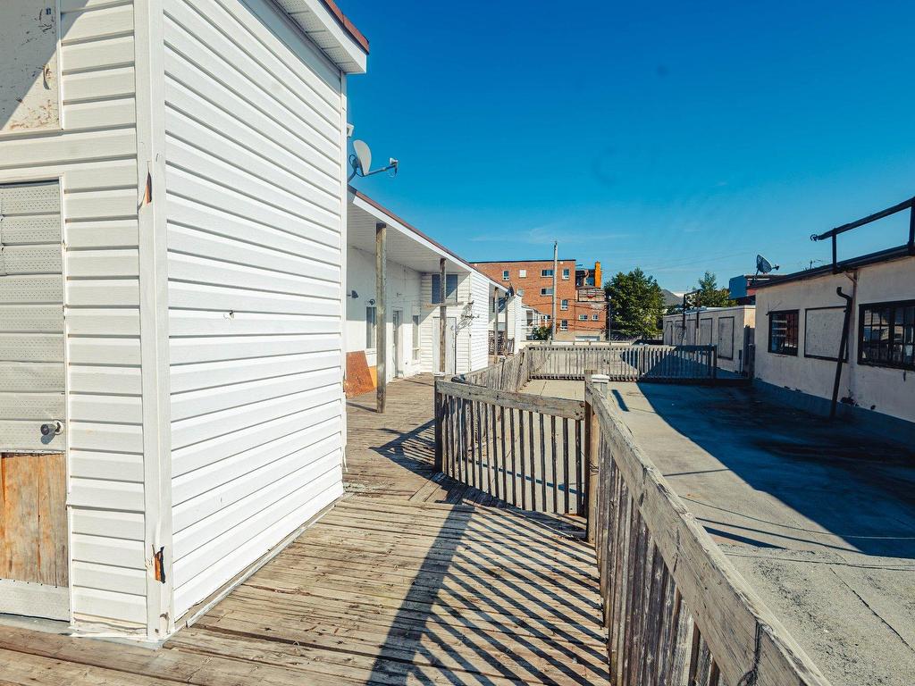 









903


Rue Frigon

,
Shawinigan,




QC
G9N3Y8

