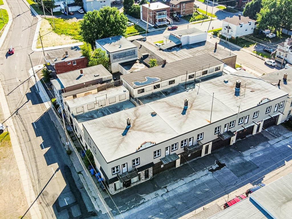 









903


Rue Frigon

,
Shawinigan,




QC
G9N3Y8

