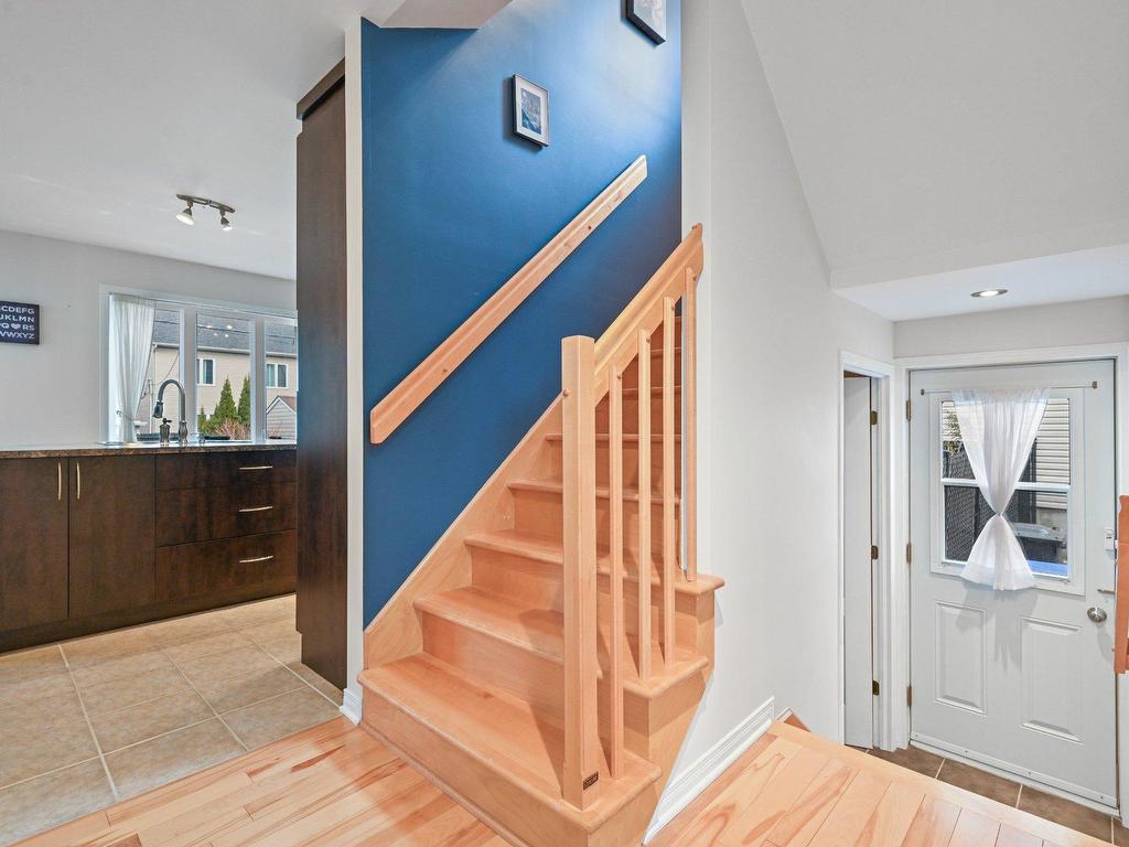 









75


Rue Benoit

,
Saint-Constant,




QC
J5A0B2

