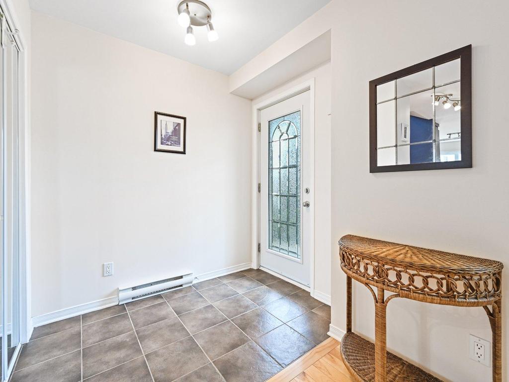 









75


Rue Benoit

,
Saint-Constant,




QC
J5A0B2


