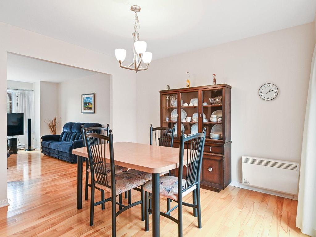 









75


Rue Benoit

,
Saint-Constant,




QC
J5A0B2

