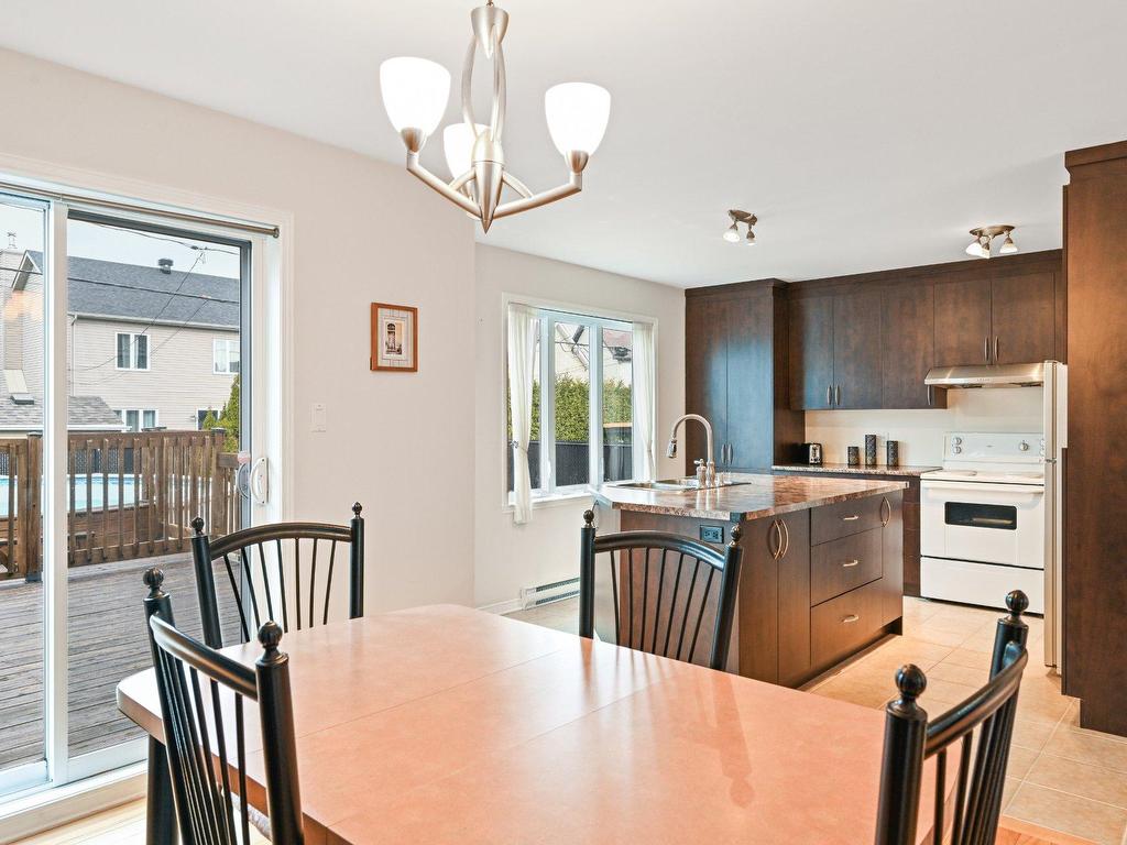 









75


Rue Benoit

,
Saint-Constant,




QC
J5A0B2

