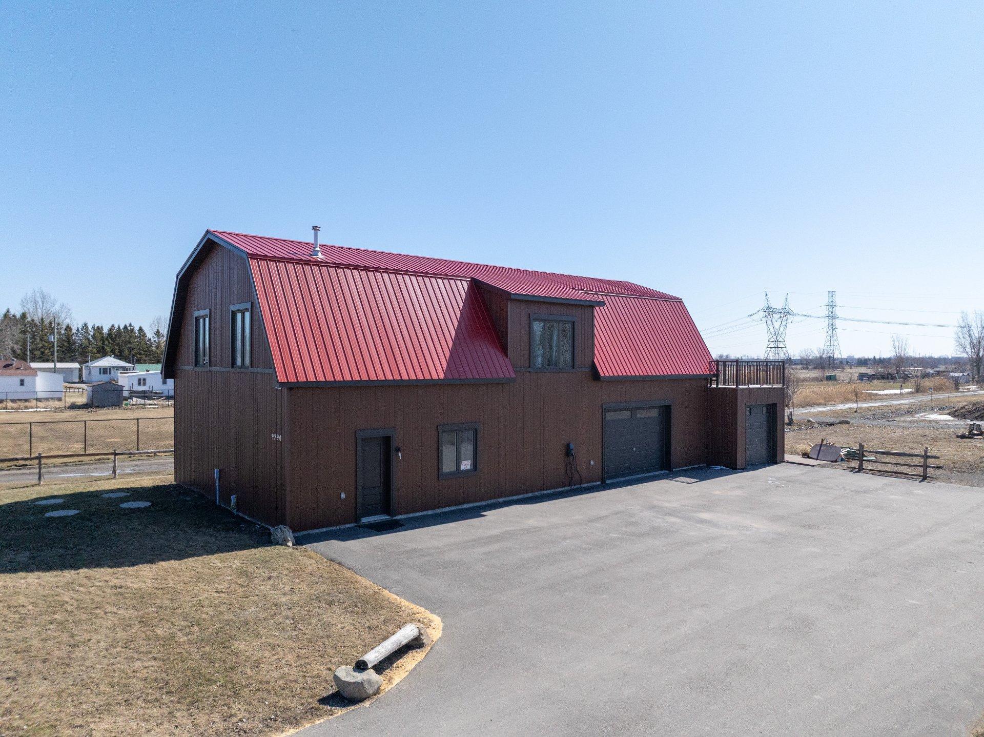 









9790


Boul. des Mille-Îles

,
Laval (Saint-François),







QC
H7A4C6

