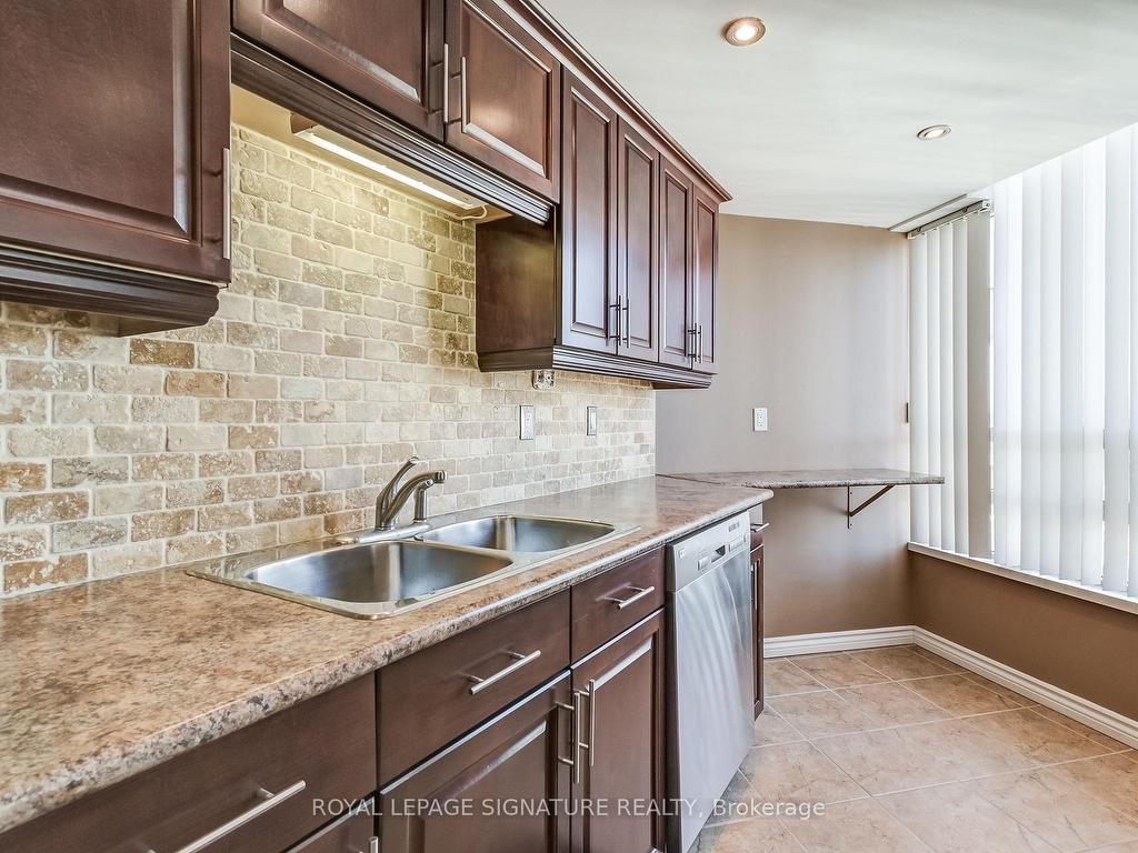 









75


King

Street East, 1105,
Mississauga,




ON
L5A 4G5

