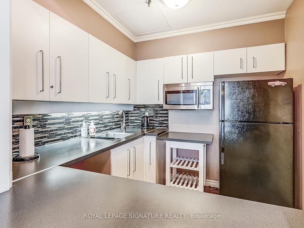 









75


King

Street East, 1105,
Mississauga,




ON
L5A 4G5


