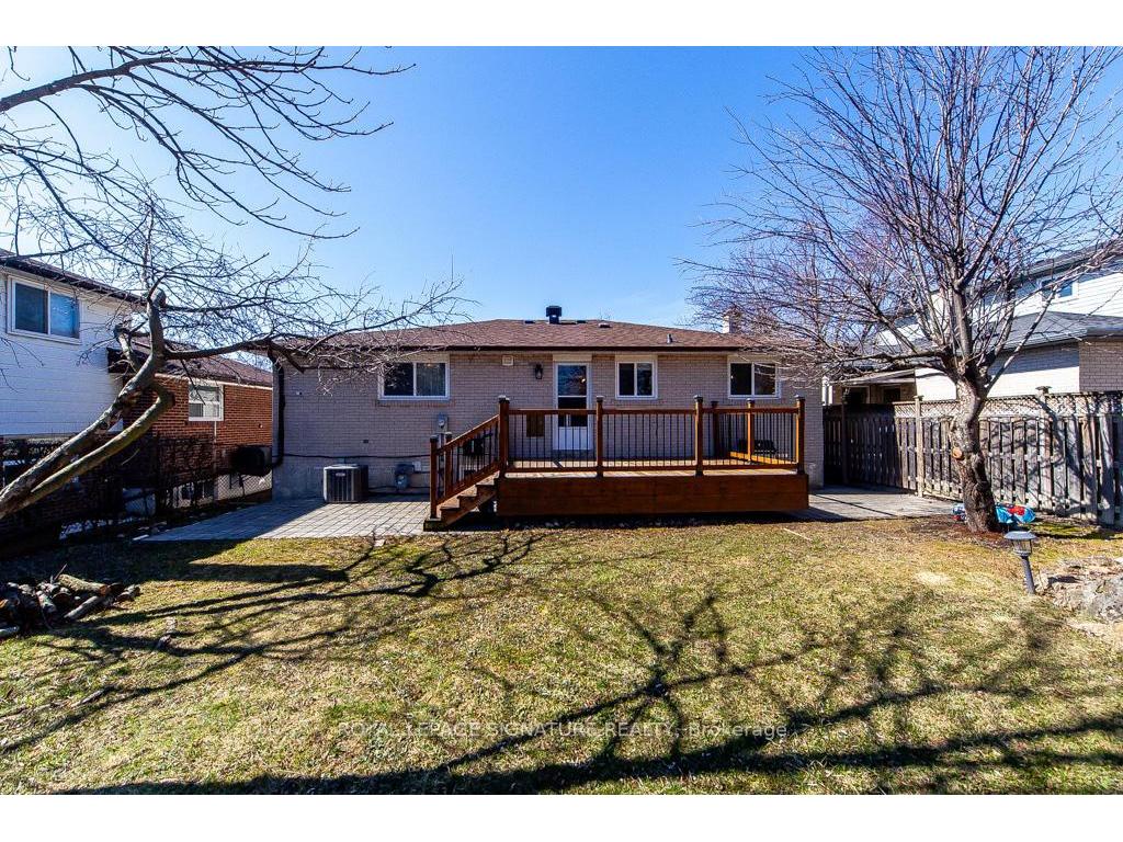 









3223


Ibbetson

Crescent,
Mississauga,




ON
L5C 1Z1

