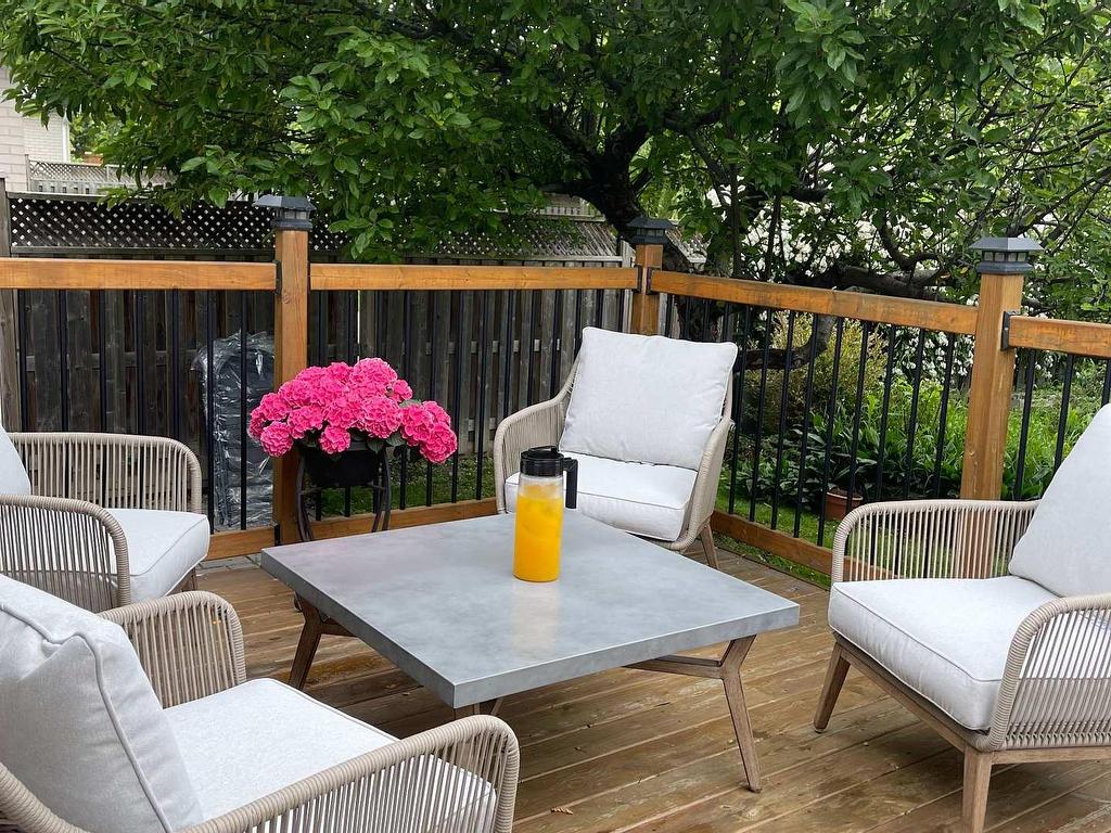 









3223


Ibbetson

Crescent,
Mississauga,




ON
L5C 1Z1

