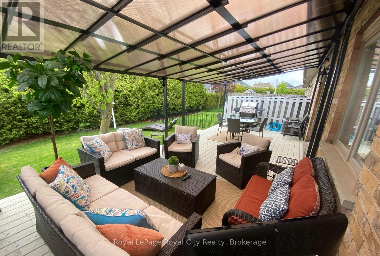 












291 BAMFORD DRIVE

,
North Perth (Listowel),




Ontario
N4W3V2

