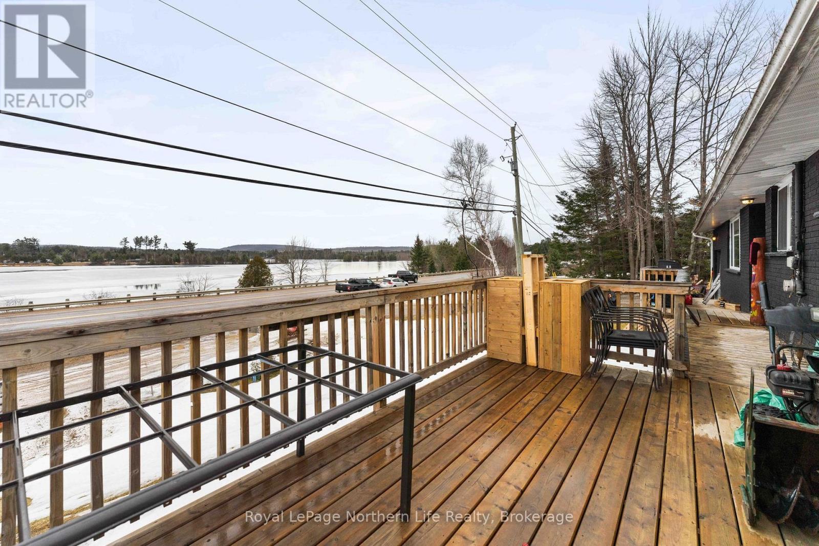 












39132 COMBERMERE ROAD

,
Madawaska Valley,




Ontario
K0J1L0

