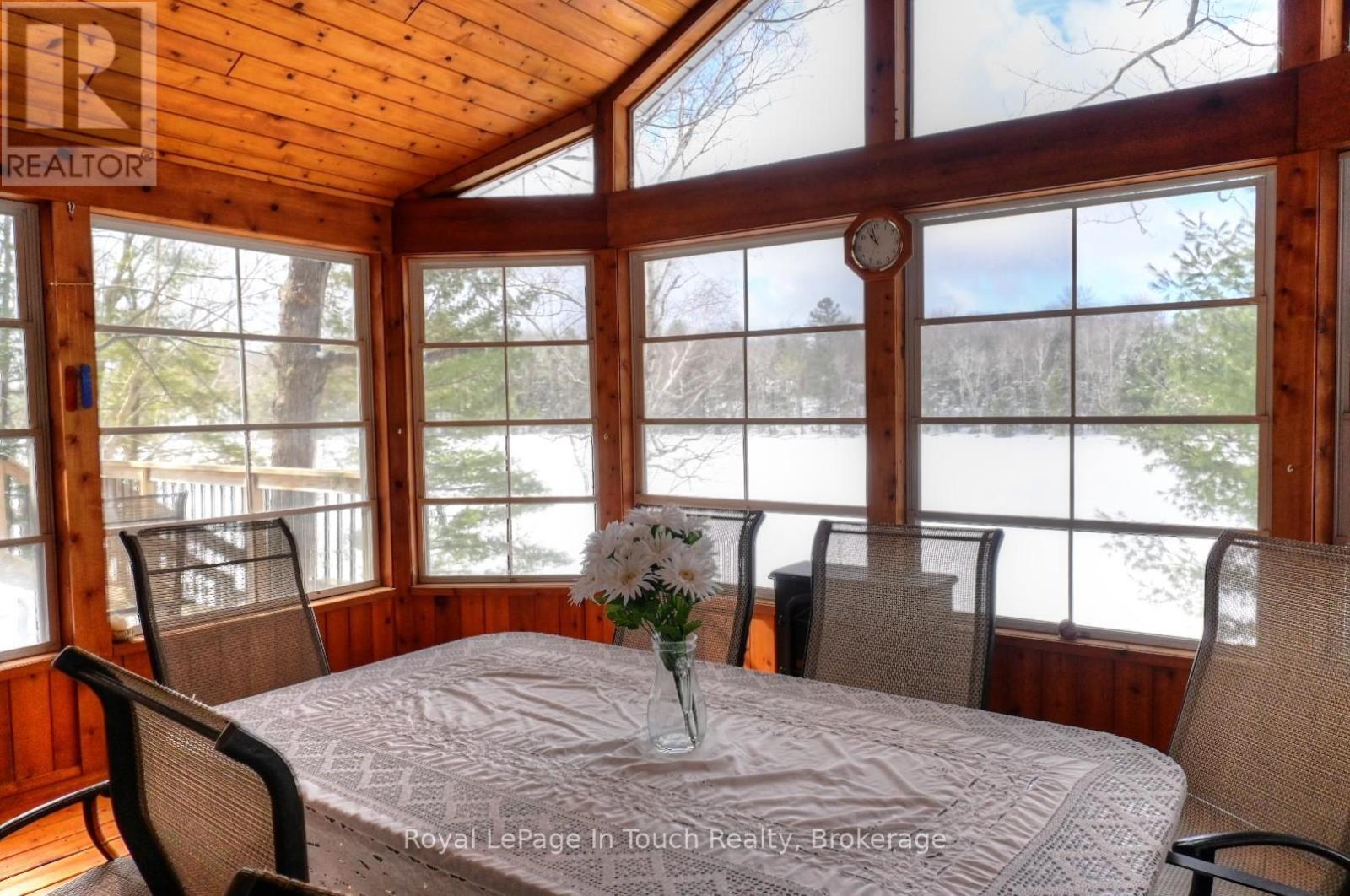 












476 HUNGRY BAY ROAD E

,
Georgian Bay (Baxter),




Ontario
L0K1S0

