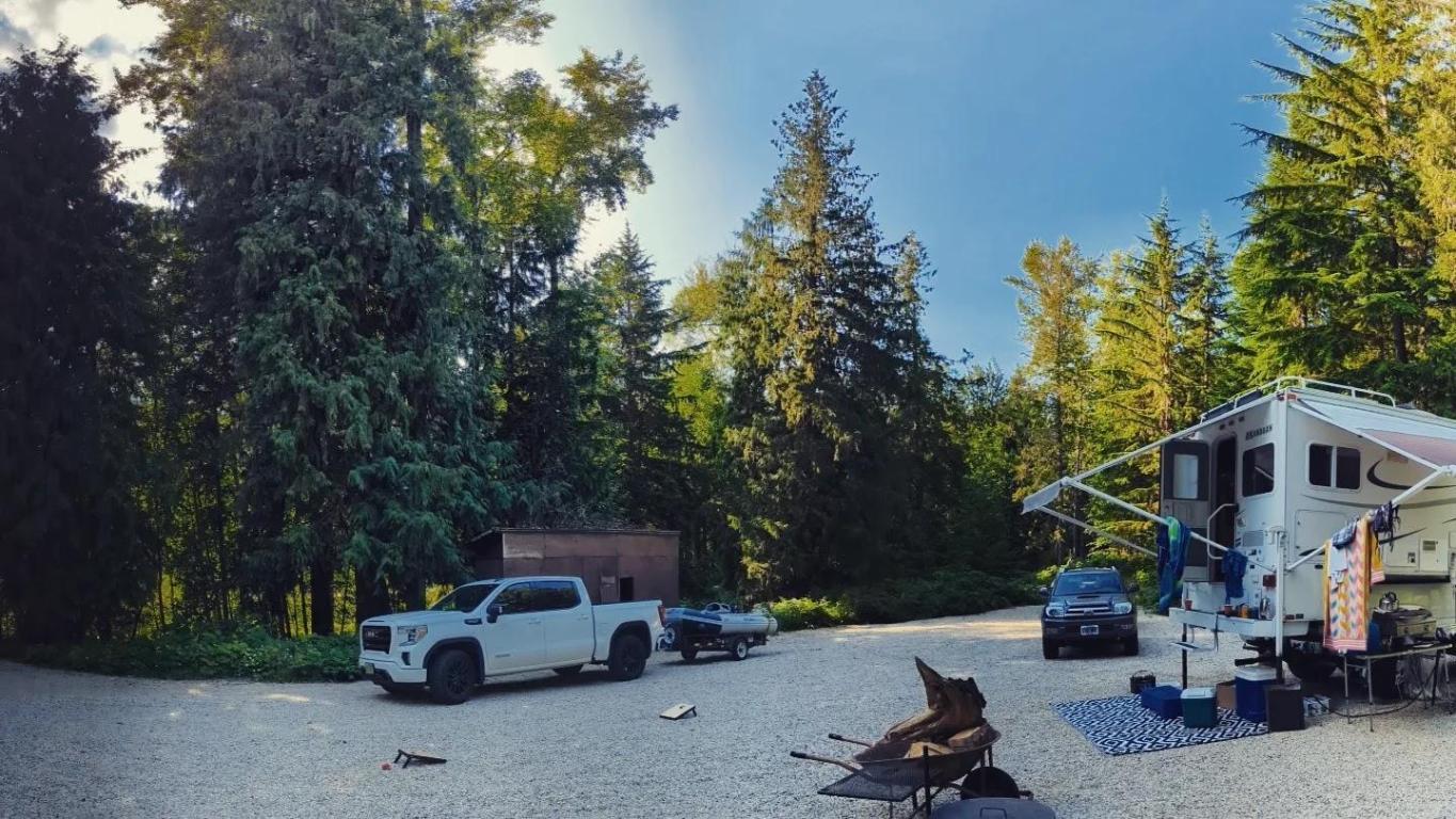 









5345


Highway 6

Highway,
Burton,







BC
V0G 1R0

