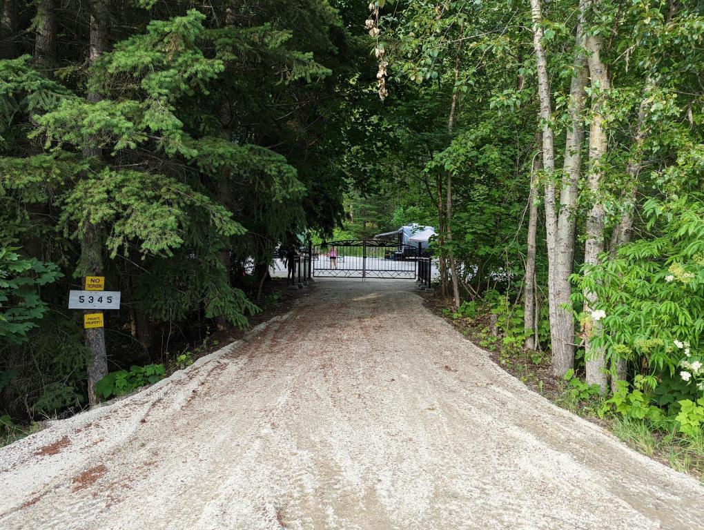









5345


Highway 6

Highway,
Burton,







BC
V0G 1R0

