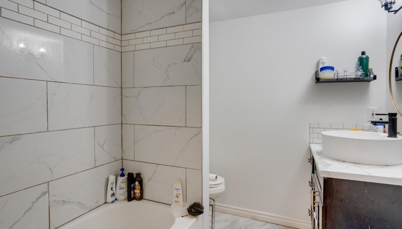 









4305


Westview

Drive,
Vernon,




BC
V1T 9B2

