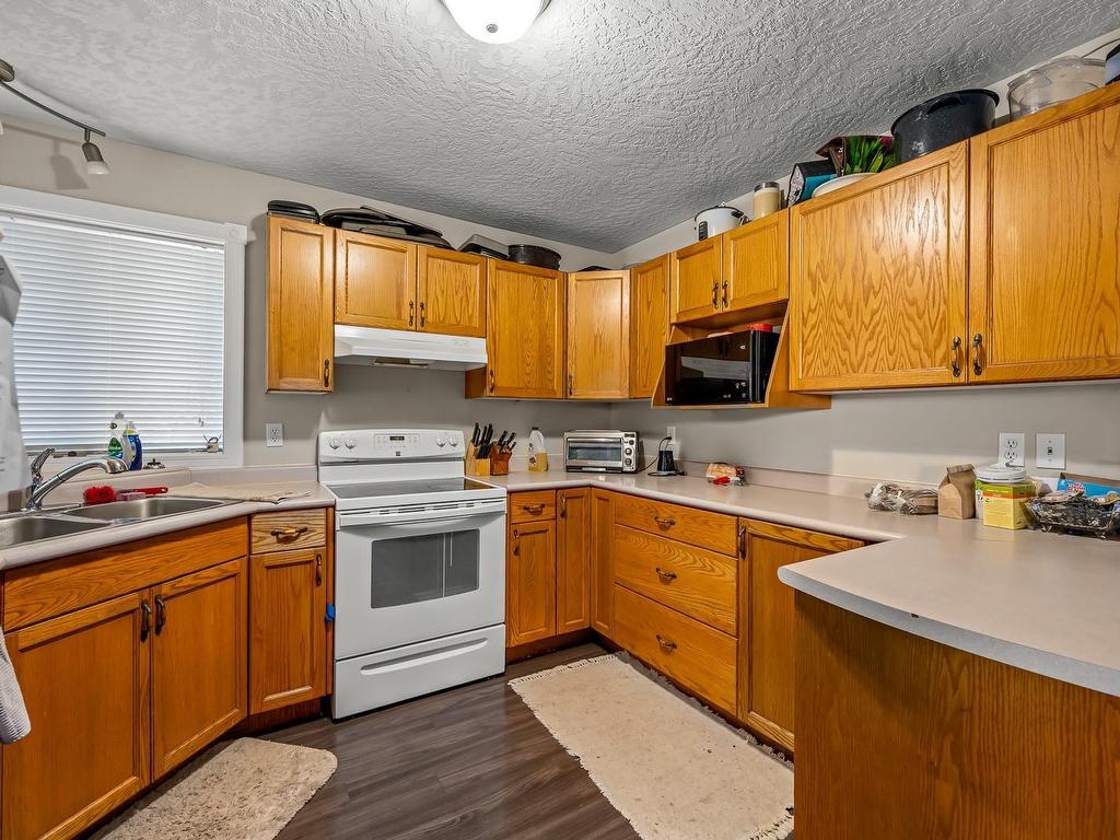 









4654


Muir

Rd, B,
Courtenay,




BC
V9N 9A9

