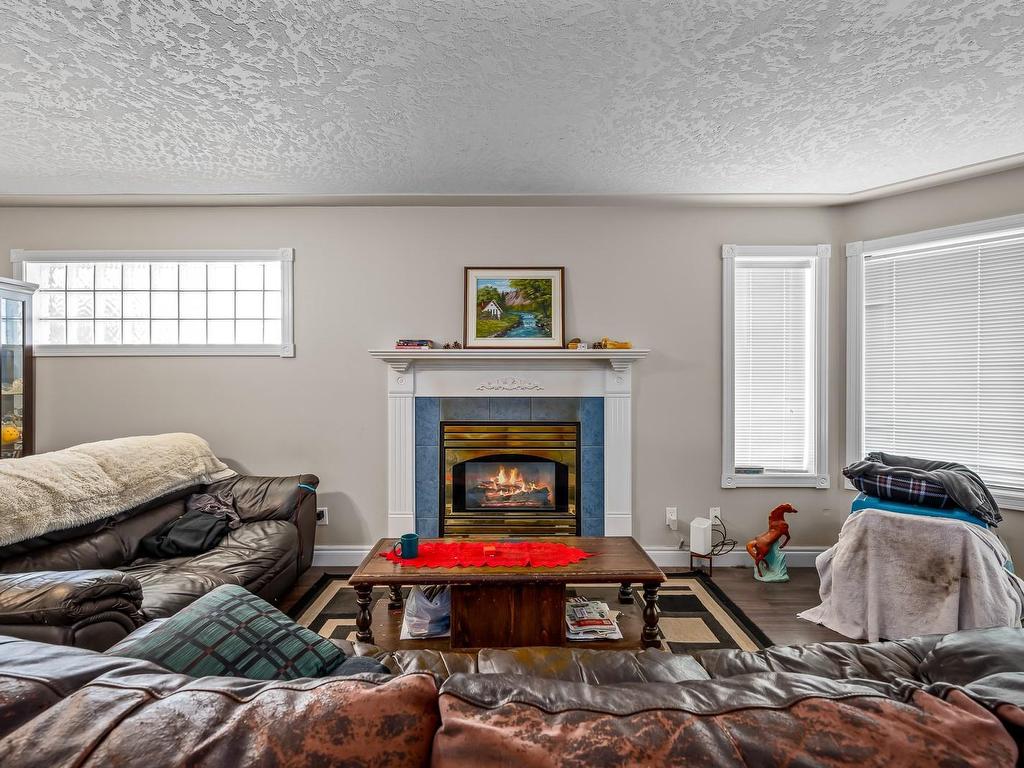 









4654


Muir

Rd, B,
Courtenay,




BC
V9N 9A9

