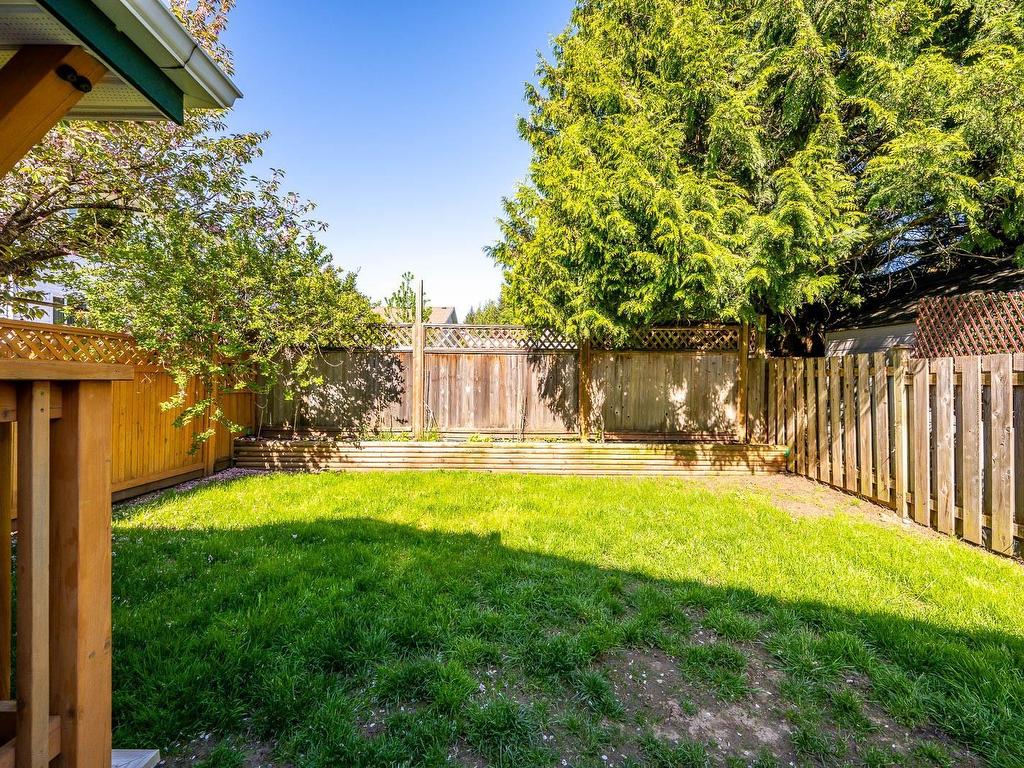 









4654


Muir

Rd, B,
Courtenay,




BC
V9N 9A9

