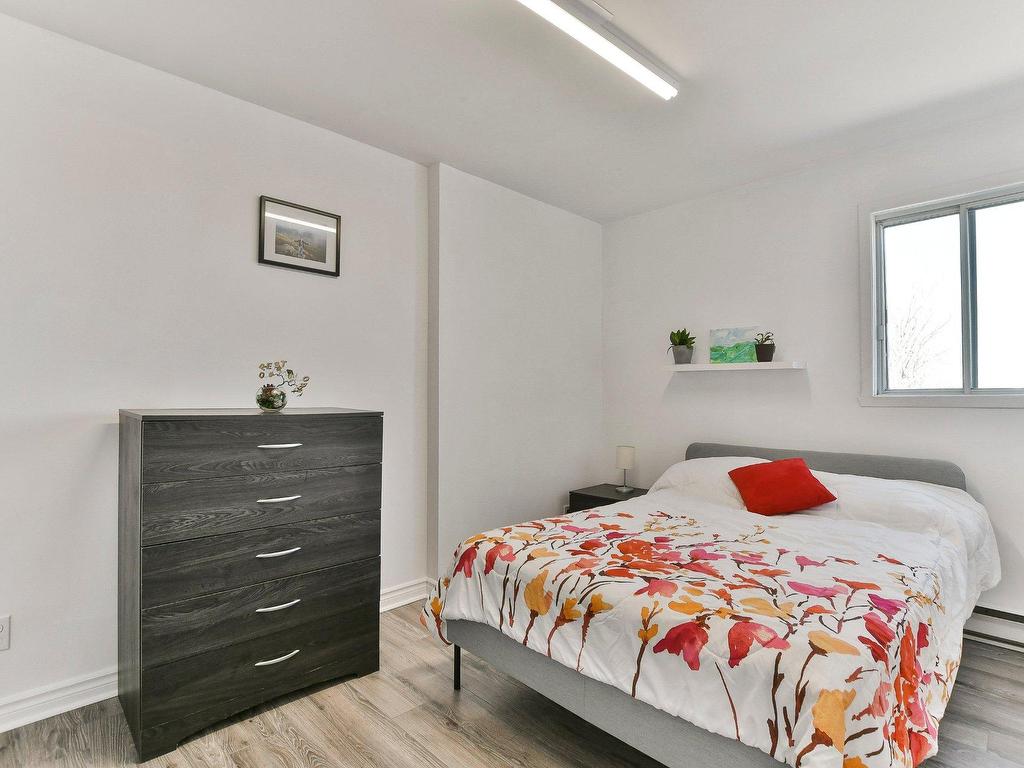 









3005


Boul. de Mascouche

, 7,
Mascouche,




QC
J7K1Y1

