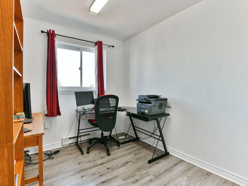 









3005


Boul. de Mascouche

, 7,
Mascouche,




QC
J7K1Y1

