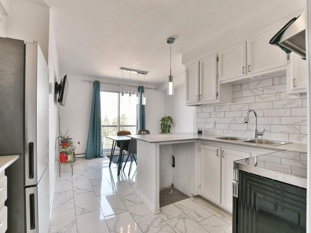 









3005


Boul. de Mascouche

, 7,
Mascouche,




QC
J7K1Y1

