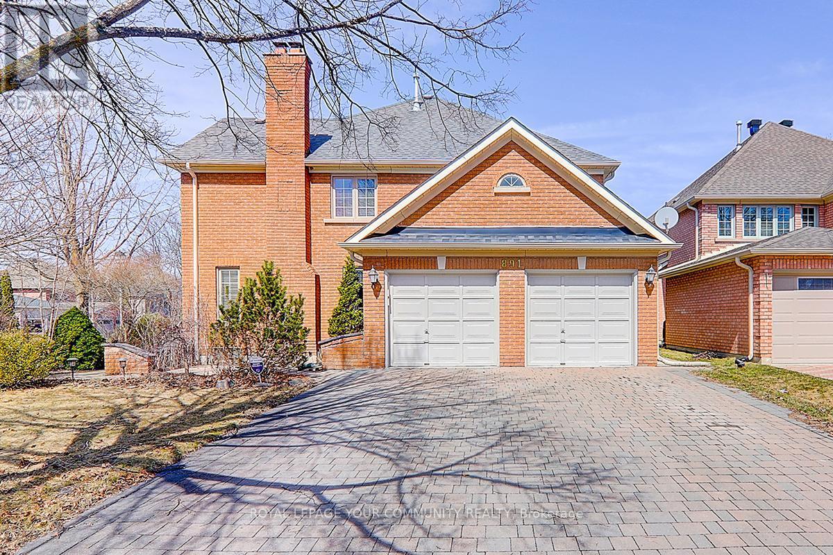 












891 COMFORT LANE

,
Newmarket,




Ontario
L3X1V7


