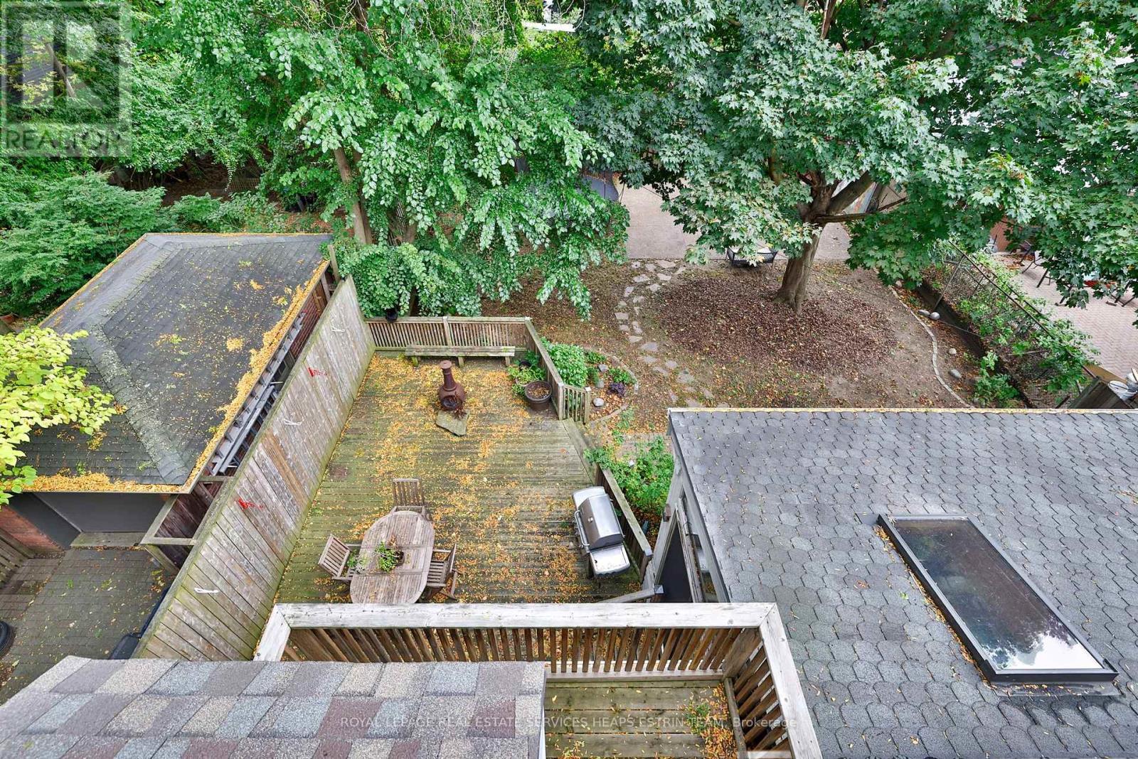 












292 INDIAN ROAD

,
Toronto,




Ontario
M6R2X2

