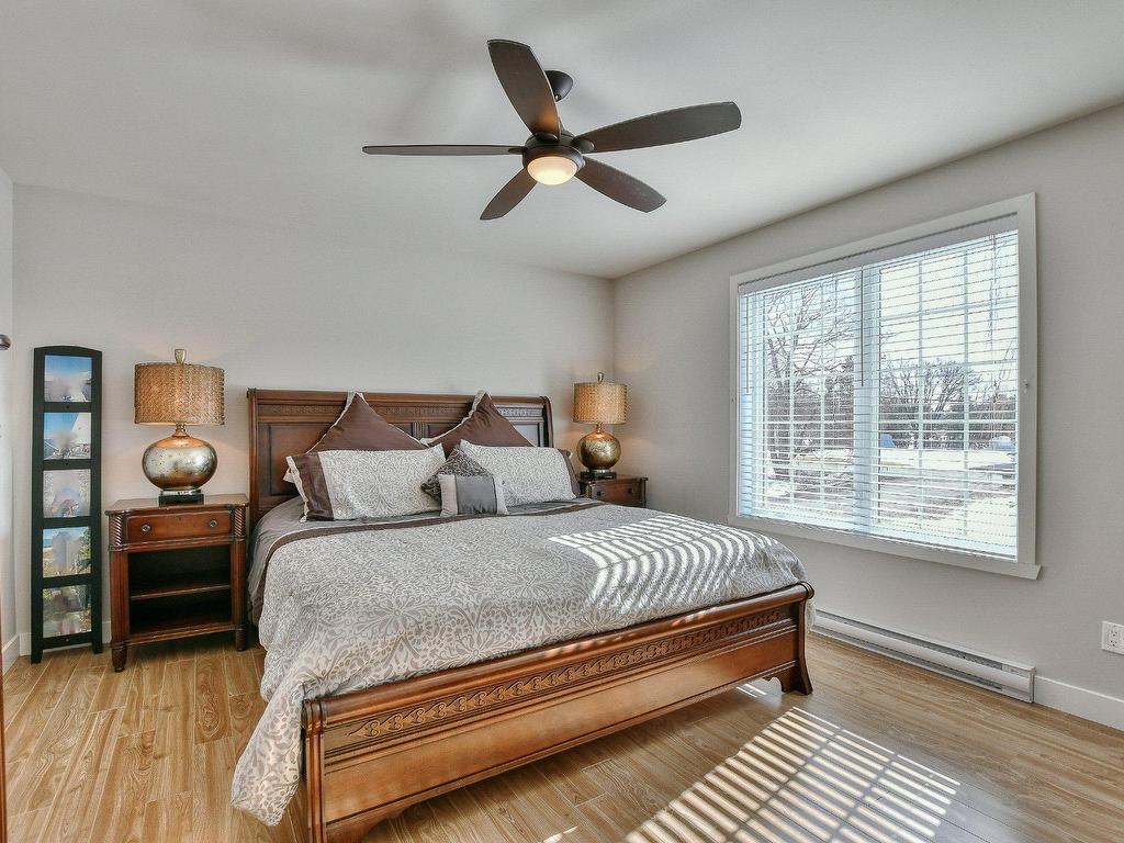 









2624


4e Rue

,
Sainte-Sophie,




QC
J5J1P2

