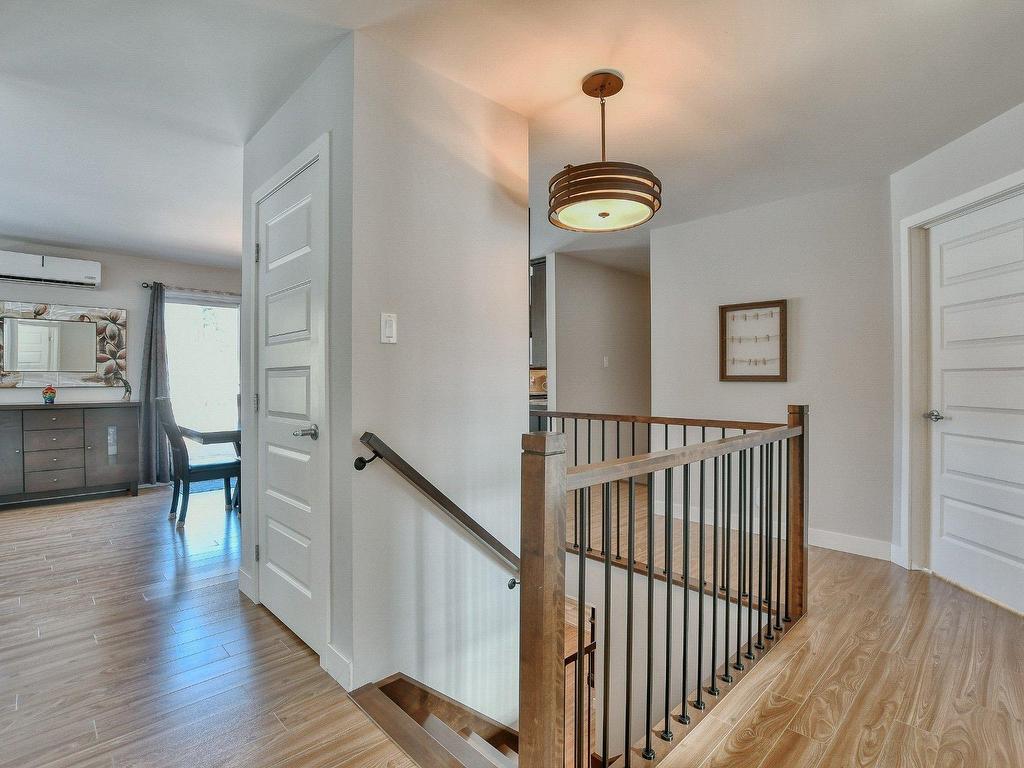









2624


4e Rue

,
Sainte-Sophie,




QC
J5J1P2

